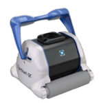 Le robot Tiger Shark QC à brosse mousse entretient votre piscine à votre place !